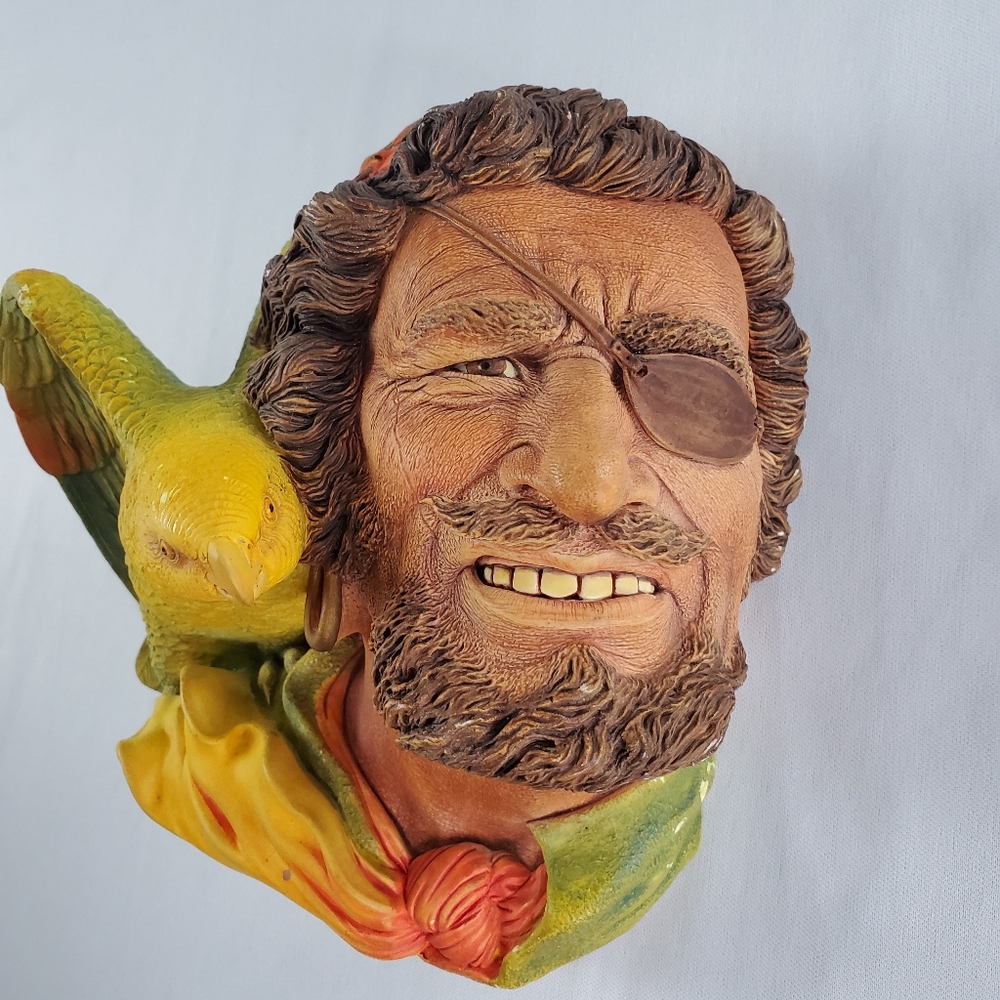 Bossons Chalkware Head Buccaneer Pirate with Parrot Vintage Wall Plaque 1964
